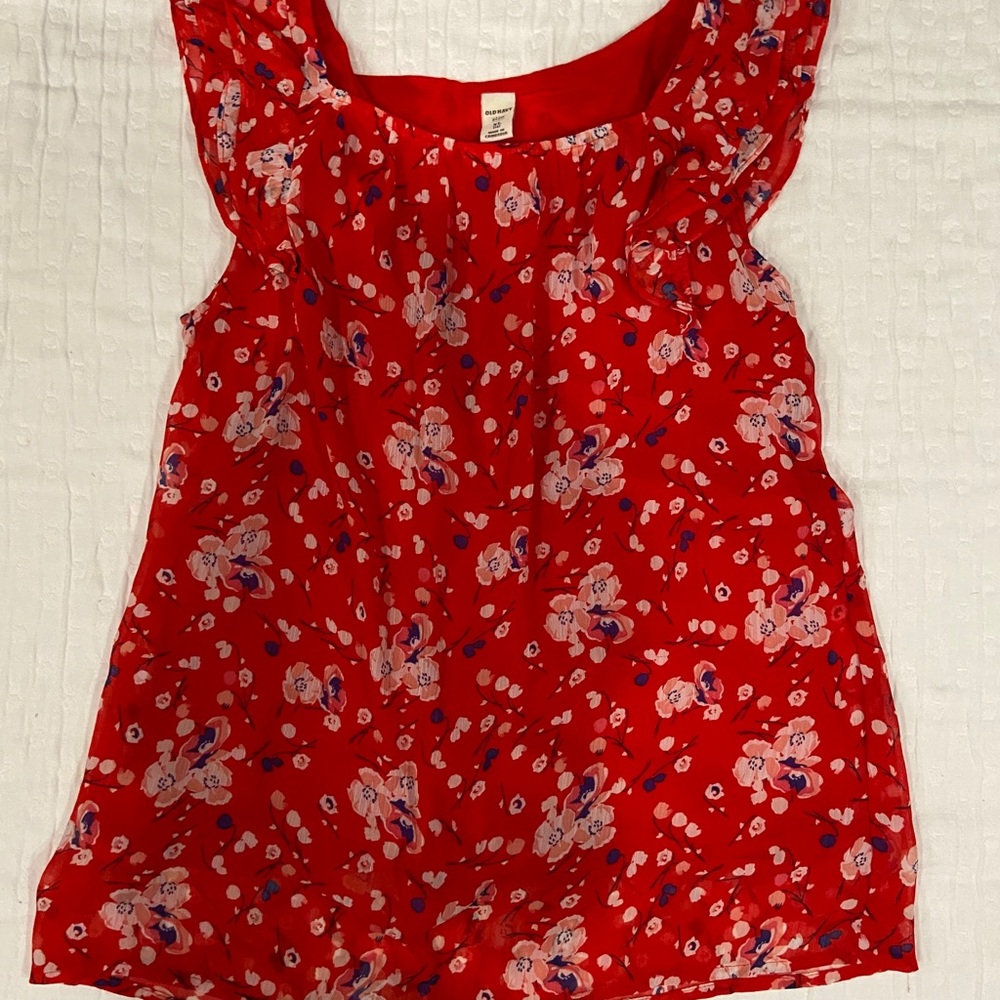 Old navy shirt